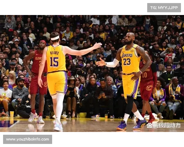 雷科四连胜提前晋级水球欧冠八强，第三节发力击溃对手